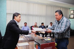 Entregan Plan de Desarrollo a San Carlos Yautepec